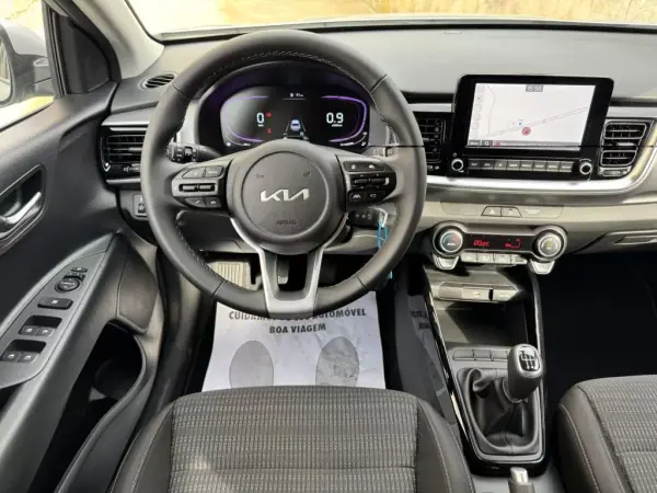 Kia Stonic 2025 - 21250 EUR, 54 km - AUTO.MOTO.pt - 54km - foto 9 de 21