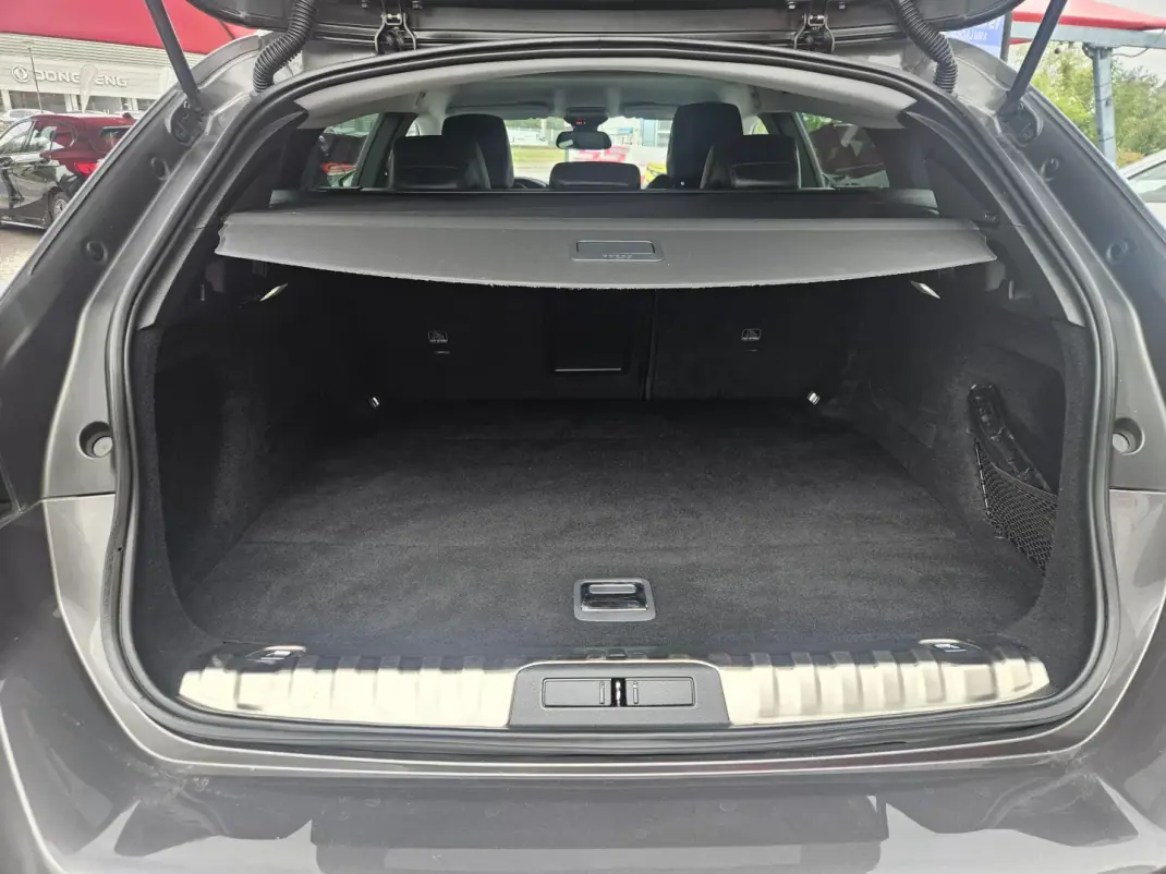 Peugeot 508 SW 2021 - 21500 EUR, 100130 km - AUTO.MOTO.pt - 100130km - foto 63 de 77
