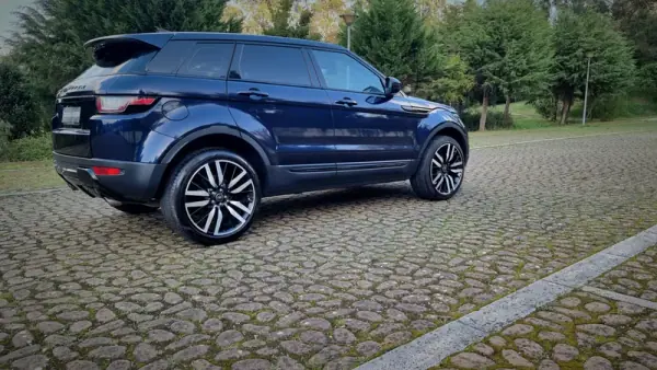 Land Rover Range Rover Evoque 2017 - 24900 EUR, 203000 km - AUTO.MOTO.pt - 203000km - foto 19 de 24
