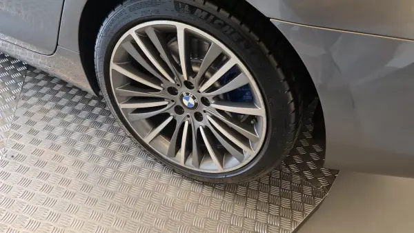 BMW 640 Gran Coupé 2013 - 25900 EUR, 181233 km - AUTO.MOTO.pt - 181233km - foto 33 de 66