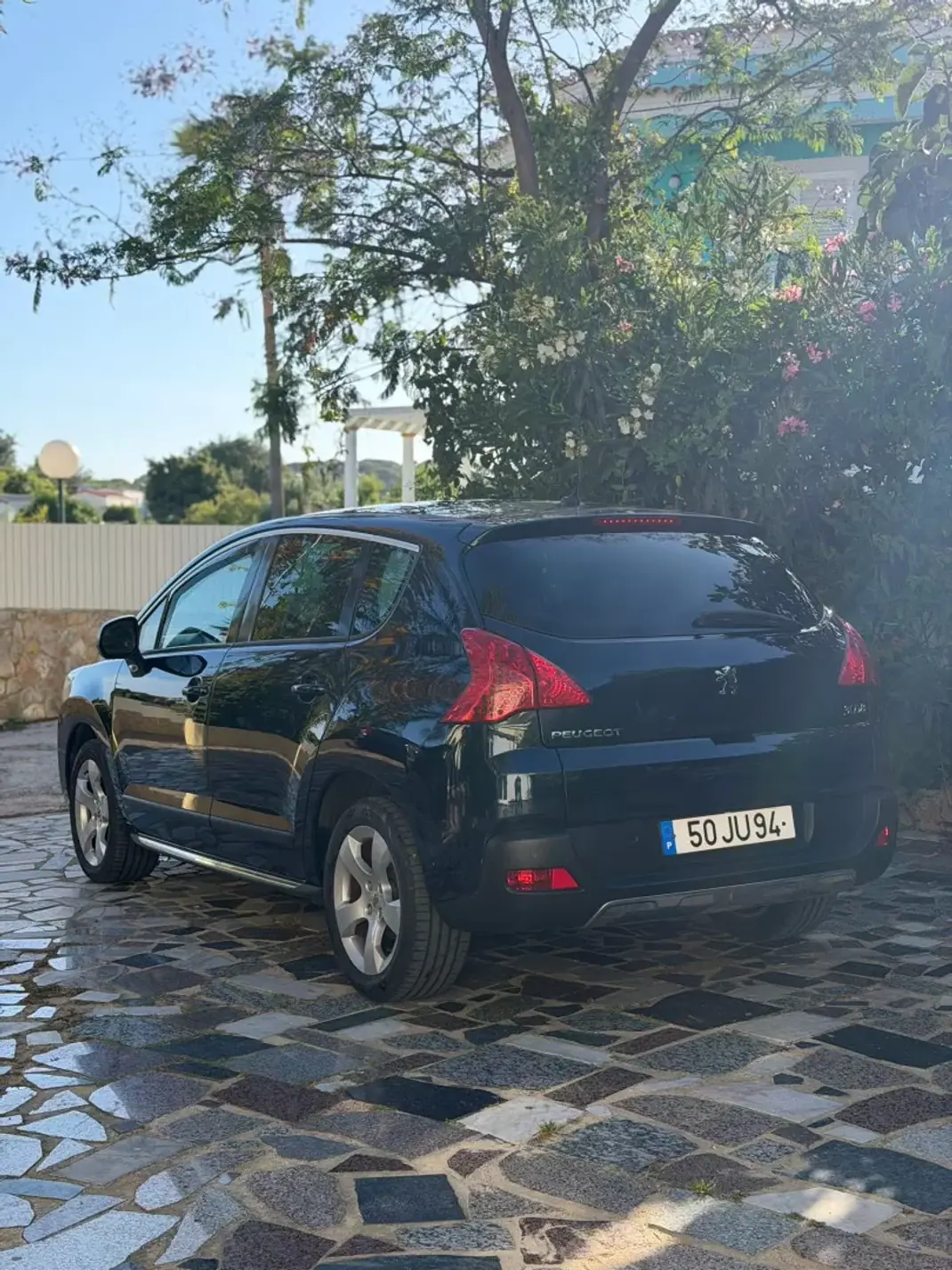 Peugeot 3008 2010 - 9900 EUR, 108854 km - AUTO.MOTO.pt - 108854km - foto 4 de 8