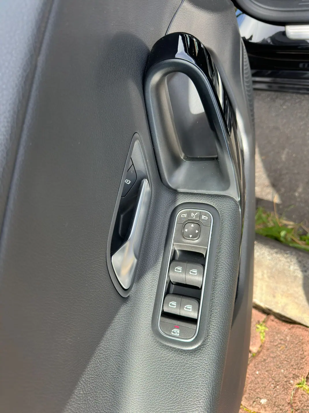 Mercedes-Benz A 180 2019 - 24500 EUR, 68500 km - 68500km - foto 9 de 12