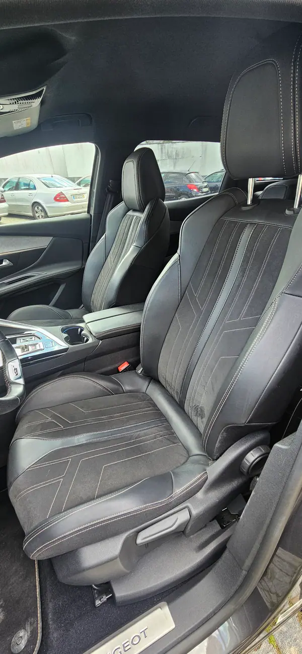 Peugeot 3008 2022 - 26000 EUR, 89000 km - AUTO.MOTO.pt - 89000km - foto 13 de 15