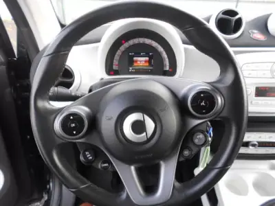 Smart ForFour 2015 - 8750 EUR, 84129 km - AUTO.MOTO.pt - 84129km - foto 12 de 12