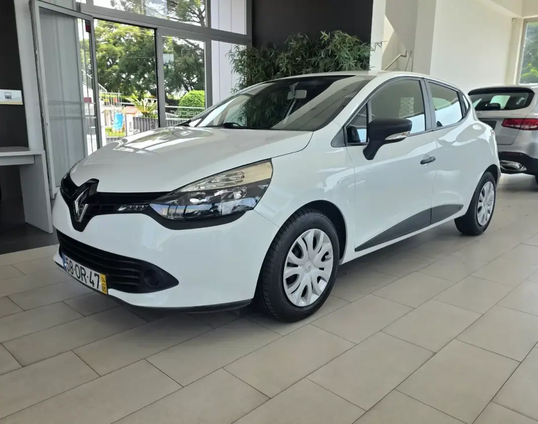 Renault Clio 1.5 Dci Van 2014 - 5750 EUR, 192158 km - AUTO.MOTO.pt - 192158km - foto 1 de 15
