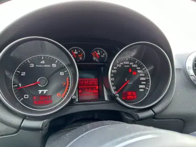 Audi TT Roadster 2007 - 16950 EUR, 132000 km - AUTO.MOTO.pt - 132000km - foto 8 de 10