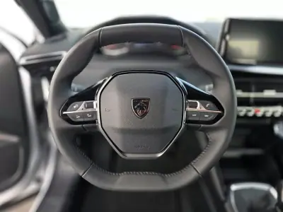 Peugeot 2008 2024 - 18500 EUR, 10965 km - AUTO.MOTO.pt - 10965km - foto 14 de 34