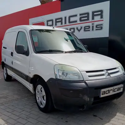 Citroën BERLINGO VAN XL 1.5 BLUE HDI 3 LUGARES 2006 - 4900 EUR, 140060 km - AUTO.MOTO.pt - 140060km - foto 3 de 14