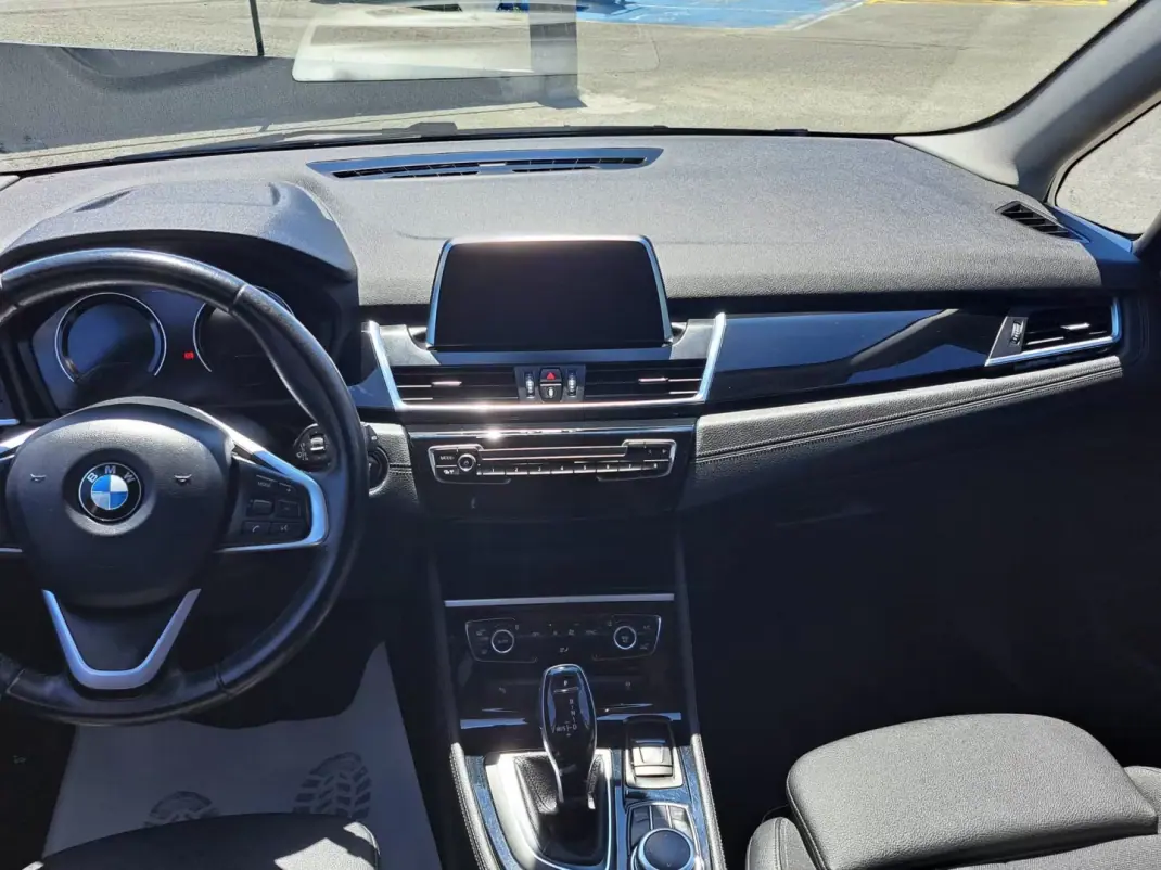 BMW 216 Gran Tourer 2019 - 19500 EUR, 111050 km - 111050km - foto 12 de 63