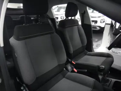 Citroën C3 2018 - 8990 EUR, 97000 km - AUTO.MOTO.pt - 97000km - foto 16 de 22