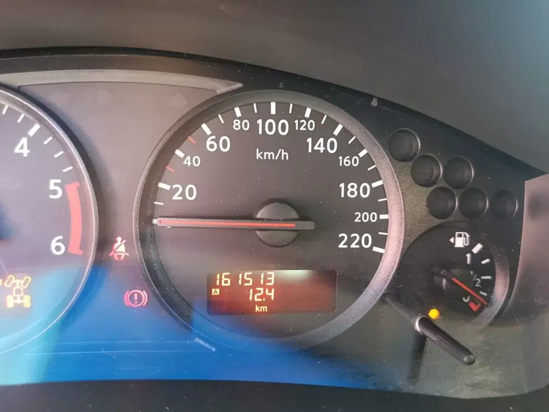 Nissan Navara 2012 - 18500 EUR, 161513 km - 161513km - foto 16 de 38