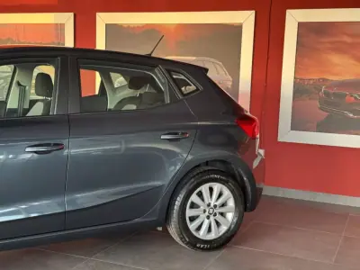 SEAT Ibiza 2019 - 15990 EUR, 83844 km - AUTO.MOTO.pt - 83844km - foto 3 de 17