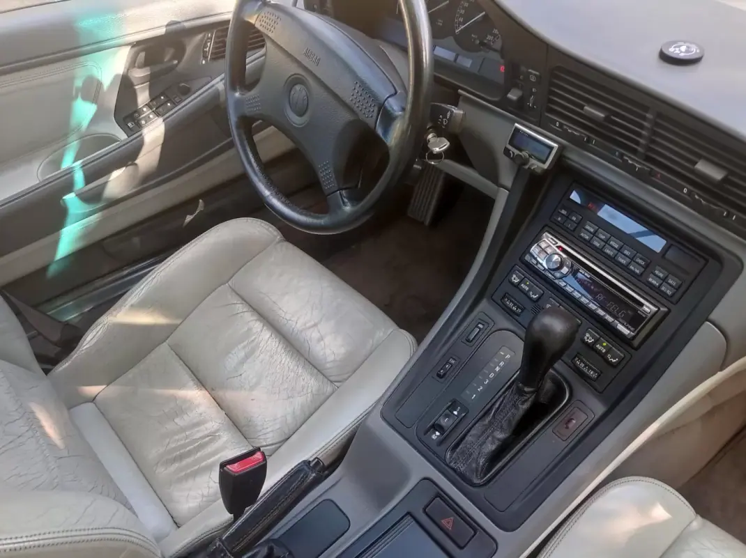 BMW 850 1991 - 45000 EUR, 155000 km - AUTO.MOTO.pt - 155000km - foto 12 de 14