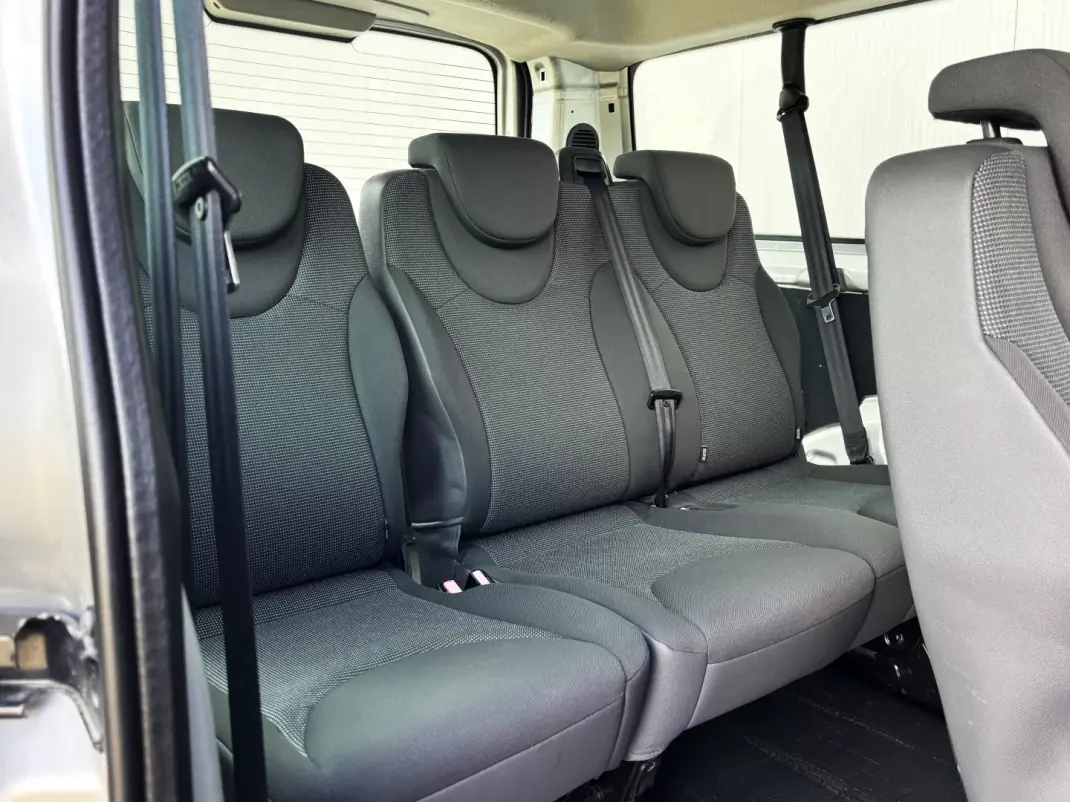 Citroën Jumpy 2015 - 16900 EUR, 135000 km - AUTO.MOTO.pt - 135000km - foto 16 de 39