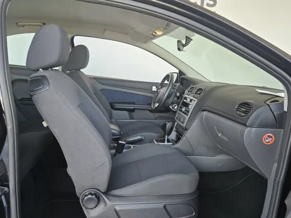 Ford Focus 2006 - 6750 EUR, 130000 km - AUTO.MOTO.pt - 130000km - foto 5 de 10