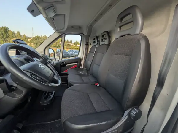Citroën 2020 - 14990 EUR, 145000 km - AUTO.MOTO.pt - 145000km - foto 12 de 18