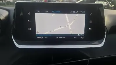 Peugeot 2008 2023 - 18250 EUR, 30000 km - AUTO.MOTO.pt - 30000km - foto 44 de 44