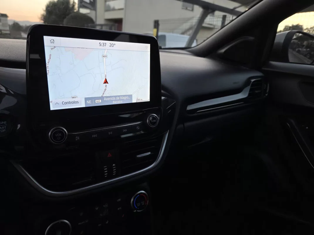 Ford Puma 2023 - 18990 EUR, 102000 km - AUTO.MOTO.pt - 102000km - foto 24 de 43