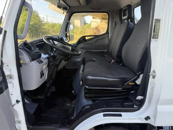 Mitsubishi FUSO CANTER 3C15 AC/ABS DUONIC PLATAFORMA DHOLLANDIA 2022 - 28900 EUR, 190000 km - AUTO.MOTO.pt - 190000km - foto 14 de 26