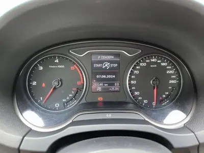 Audi A3 Sportback 2013 - 14950 EUR, 255105 km - AUTO.MOTO.pt - 255105km - foto 37 de 60