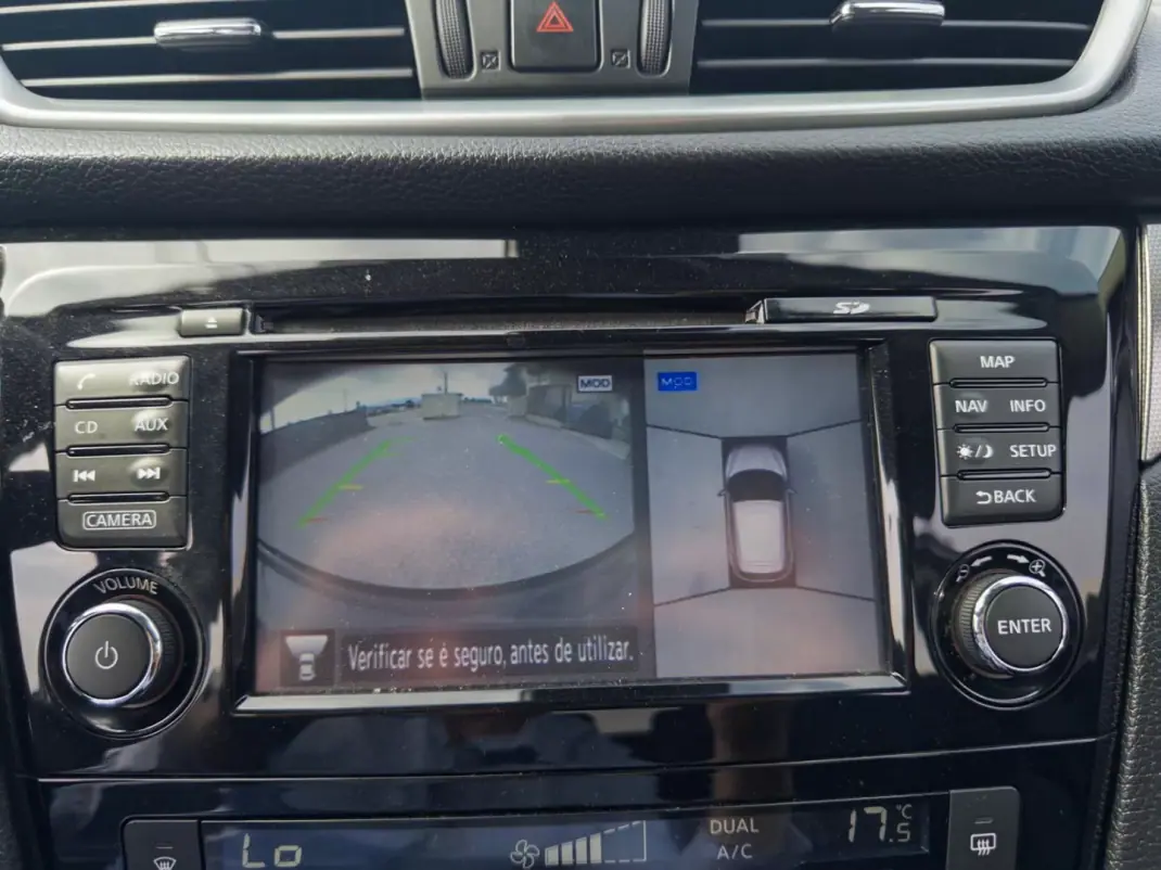 Nissan Qashqai 2018 - 18990 EUR, 123000 km - AUTO.MOTO.pt - 123000km - foto 31 de 40