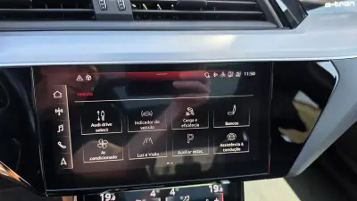 Audi e-tron Sportback 2021 - 43000 EUR, 50774 km - AUTO.MOTO.pt - 50774km - foto 14 de 23