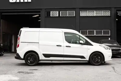 Ford Transit Connect 2020 - 15000 EUR, 147248 km - AUTO.MOTO.pt - 147248km - foto 2 de 20