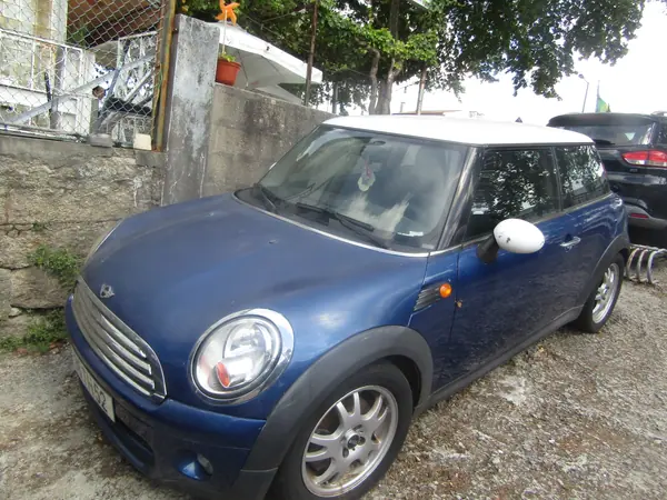 MINI Cooper 2008 - 4750 EUR, 240000 km - 240000km - foto 2 de 2