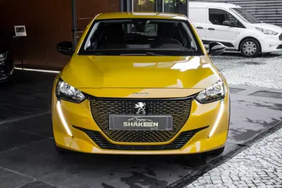 Peugeot e-208 2023 - 17990 EUR, 17862 km - AUTO.MOTO.pt - 17862km - foto 7 de 42