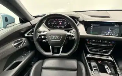 Audi e-tron GT 2022 - 55990 EUR, 80804 km - AUTO.MOTO.pt - 80804km - foto 6 de 31