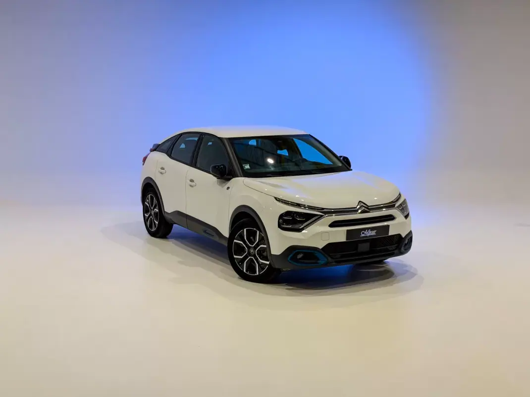 Citroën e-C4 2021 - 19950 EUR, 95684 km - foto 1 de 27
