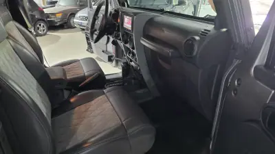 Jeep Wrangler 2010 - 35000 EUR, 129687 km - AUTO.MOTO.pt - 129687km - foto 44 de 47