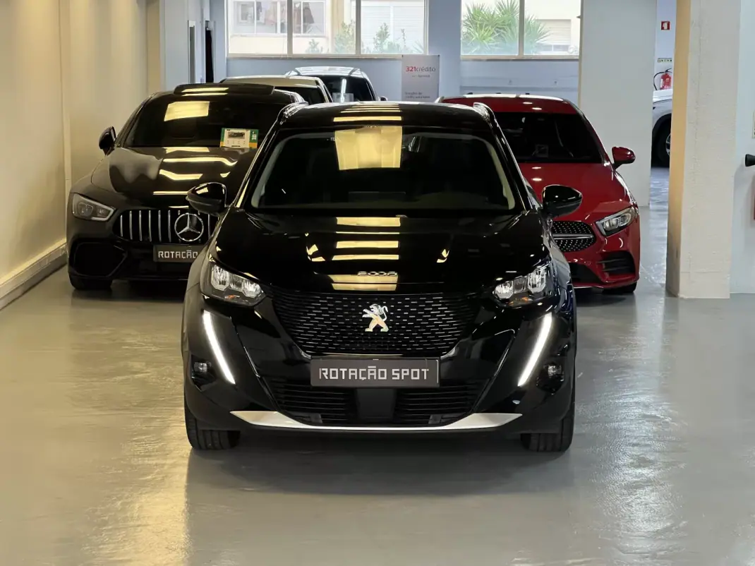 Peugeot e-2008 2020 - 18990 EUR, 50000 km - AUTO.MOTO.pt - 50000km - foto 18 de 51