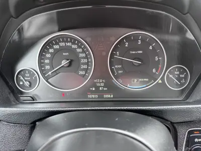 BMW 320 2012 - 12900 EUR, 167615 km - AUTO.MOTO.pt - 167615km - foto 36 de 57