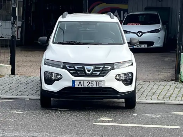 Dacia Spring 2021 - 12900 EUR, 14900 km - AUTO.MOTO.pt - 14900km - foto 6 de 28