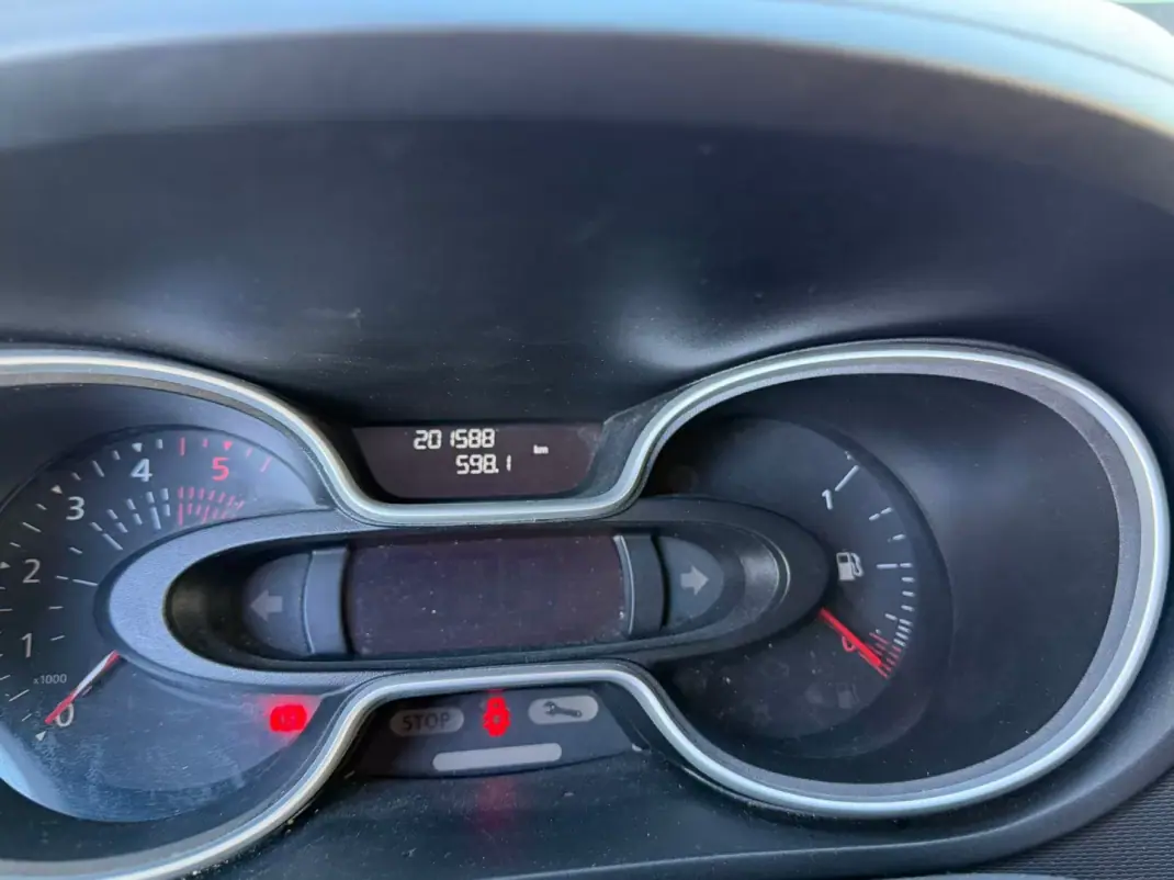 Renault Trafic 2.0 dCi L1H1 1.0T 2019 - 12900 EUR, 201040 km - AUTO.MOTO.pt - 201040km - foto 3 de 12