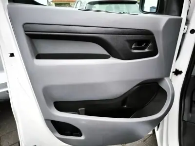Peugeot Expert 1.5 BlueHdi L2H1 Pro Standard 2020 - 17950 EUR, 105997 km - AUTO.MOTO.pt - 105997km - foto 34 de 46
