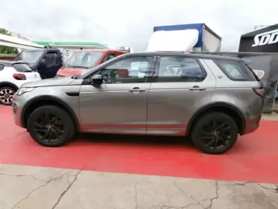 Land Rover Discovery Sport 2017 - 22500 EUR, 165585 km - AUTO.MOTO.pt - 165585km - foto 9 de 37
