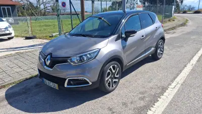 Renault Captur 2016 - 14500 EUR, 145213 km - 145213km - foto 2 de 11