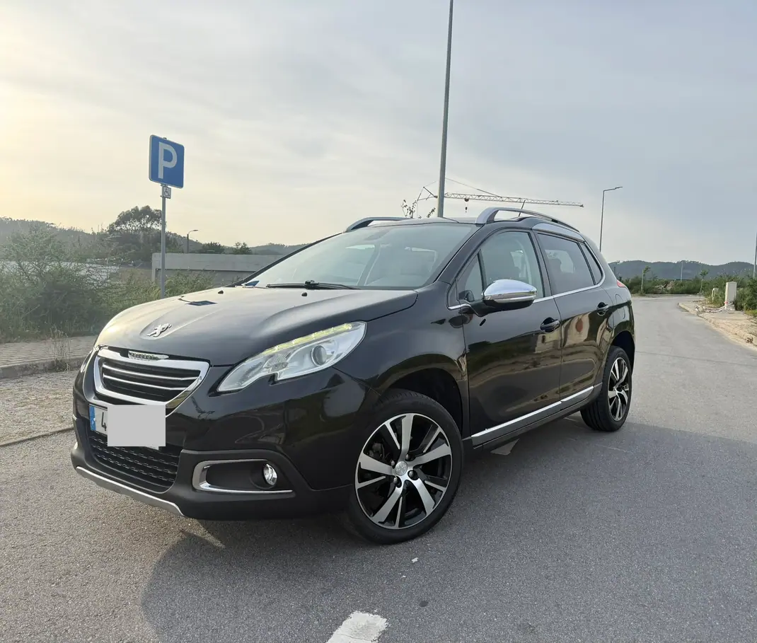 Peugeot 2008 2016 - 10900 EUR, 160000 km - AUTO.MOTO.pt - 160000km - foto 1 de 9