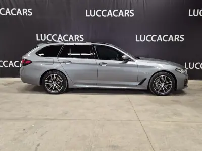 BMW 530e 2023 - 45990 EUR, 32272 km - AUTO.MOTO.pt - 32272km - foto 33 de 38