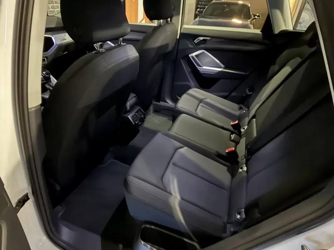 Audi Q3 2021 - 28900 EUR, 37000 km - 37000km - foto 8 de 17