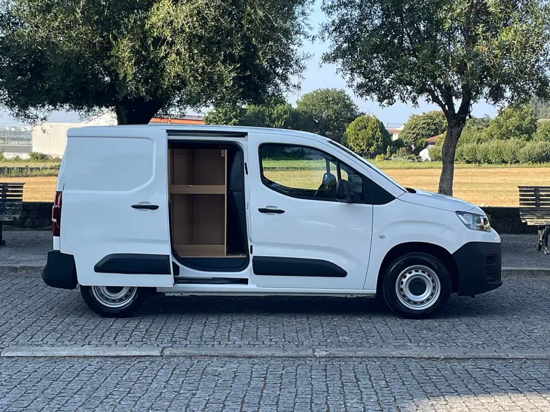 Citroën Berlingo 2021 - 12300 EUR, 118000 km - 118000km - foto 6 de 38