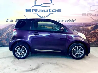 Toyota iQ 2009 - 9500 EUR, 123953 km - AUTO.MOTO.pt - 123953km - foto 5 de 20