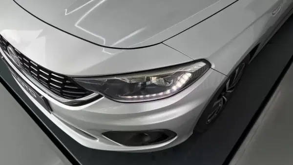 Fiat Tipo Sedan 2016 - 8990 EUR, 194768 km - AUTO.MOTO.pt - 194768km - foto 2 de 25