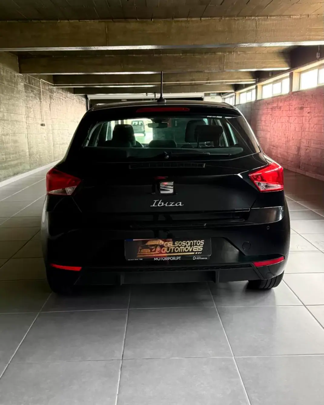 SEAT Ibiza 2024 - 15400 EUR, 43850 km - AUTO.MOTO.pt - 43850km - foto 6 de 14