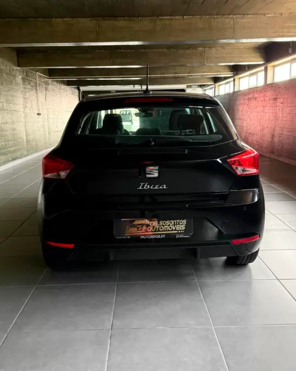 SEAT Ibiza 2024 - 15400 EUR, 43850 km - AUTO.MOTO.pt - 43850km - foto 6 de 14