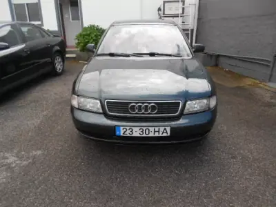 Audi A4 1996 - 206542km