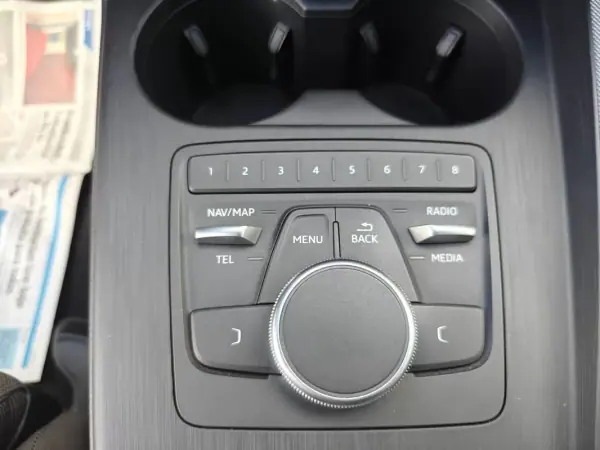 Audi A4 Avant 2019 - 23990 EUR, 79500 km - 79500km - foto 44 de 46
