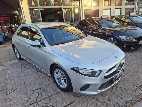 Mercedes-Benz A 200 2018 - 21900 EUR, 77000 km - AUTO.MOTO.pt - 77000km - foto 4 de 37